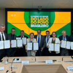 Assinatura da cessão das ferrovias.