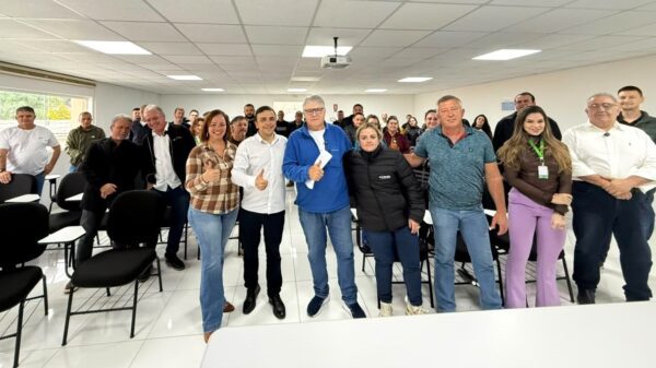 Aliel anuncia investimentos na Saúde de Palmeira