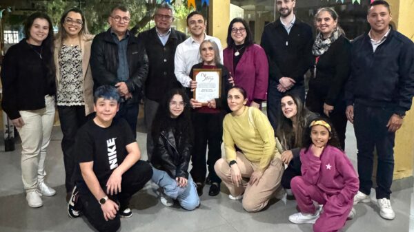 Aliel e lideranças durante os anúncios no 'Pequeno Anjo'.