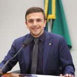 Aliel votou pelo fim da escala 6x1.